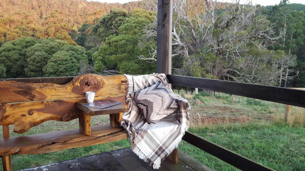 펭귄 Rustic Hut Bush Retreat B&B 외부 사진
